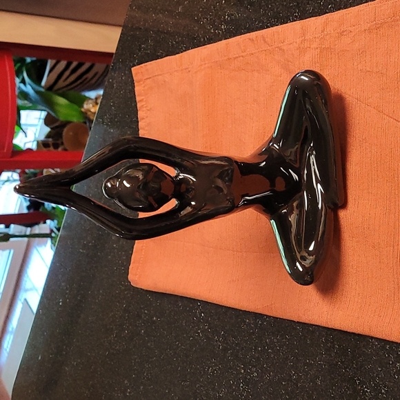 Other - 🧘🏾Yoga Mediation Statue🧘🏾‍♀️